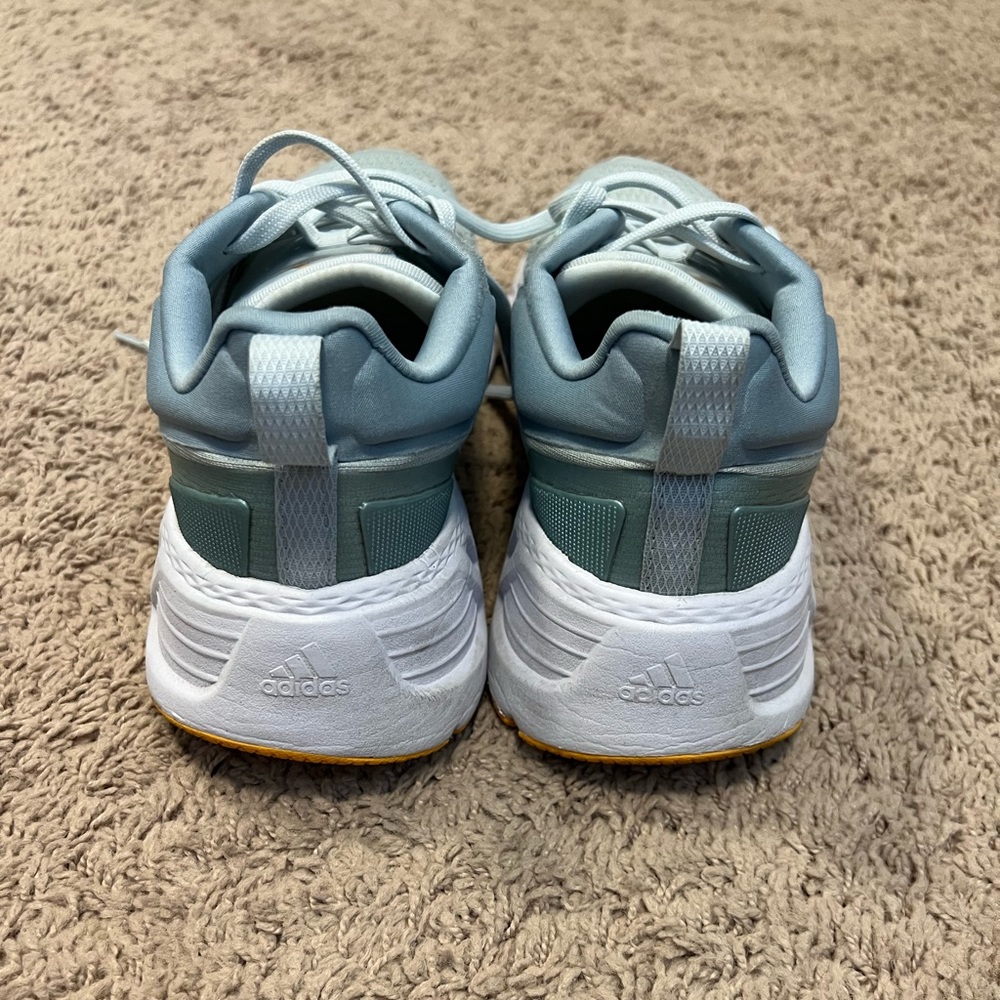 Adidas Questar running shoe size 11